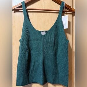 NWT: Gorgeous hunter green sweater tank, large